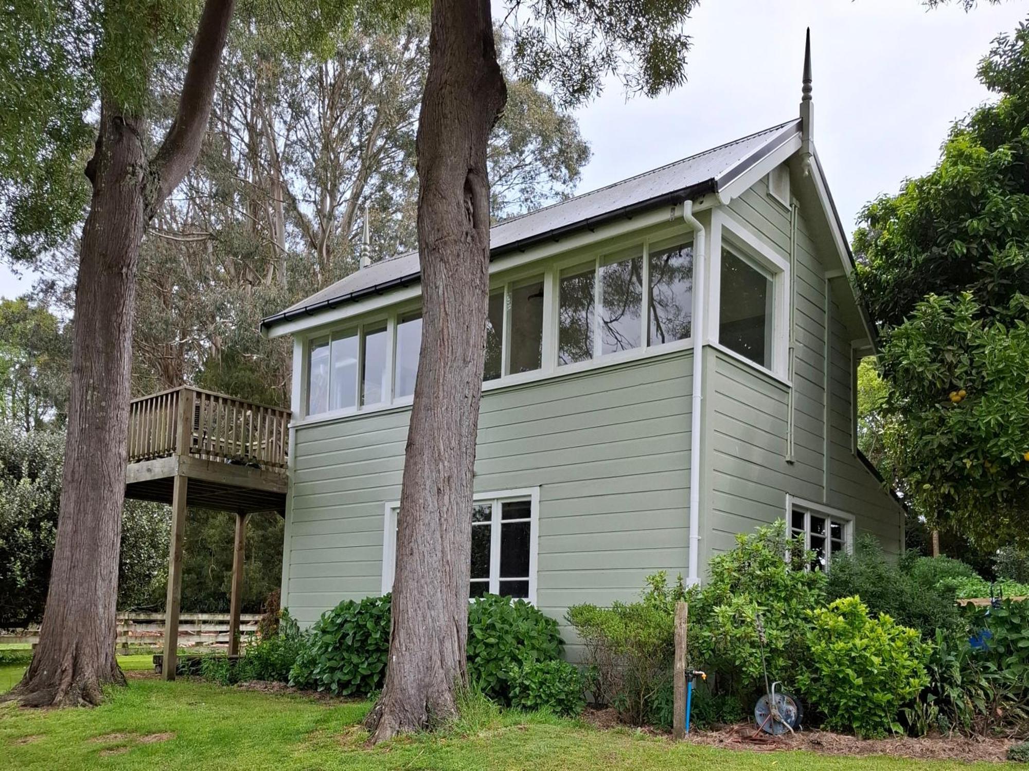 The Signal Box Hotel Whanganui Ngoại thất bức ảnh